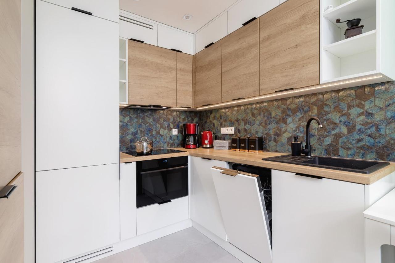 Modern Apartment On Lobzowska Street By Noclegi Renters كراكوفيا المظهر الخارجي الصورة