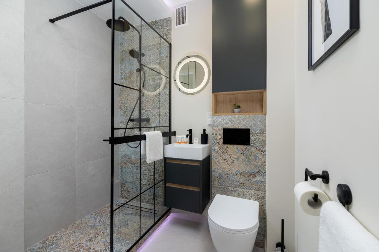 Modern Apartment On Lobzowska Street By Noclegi Renters كراكوفيا المظهر الخارجي الصورة