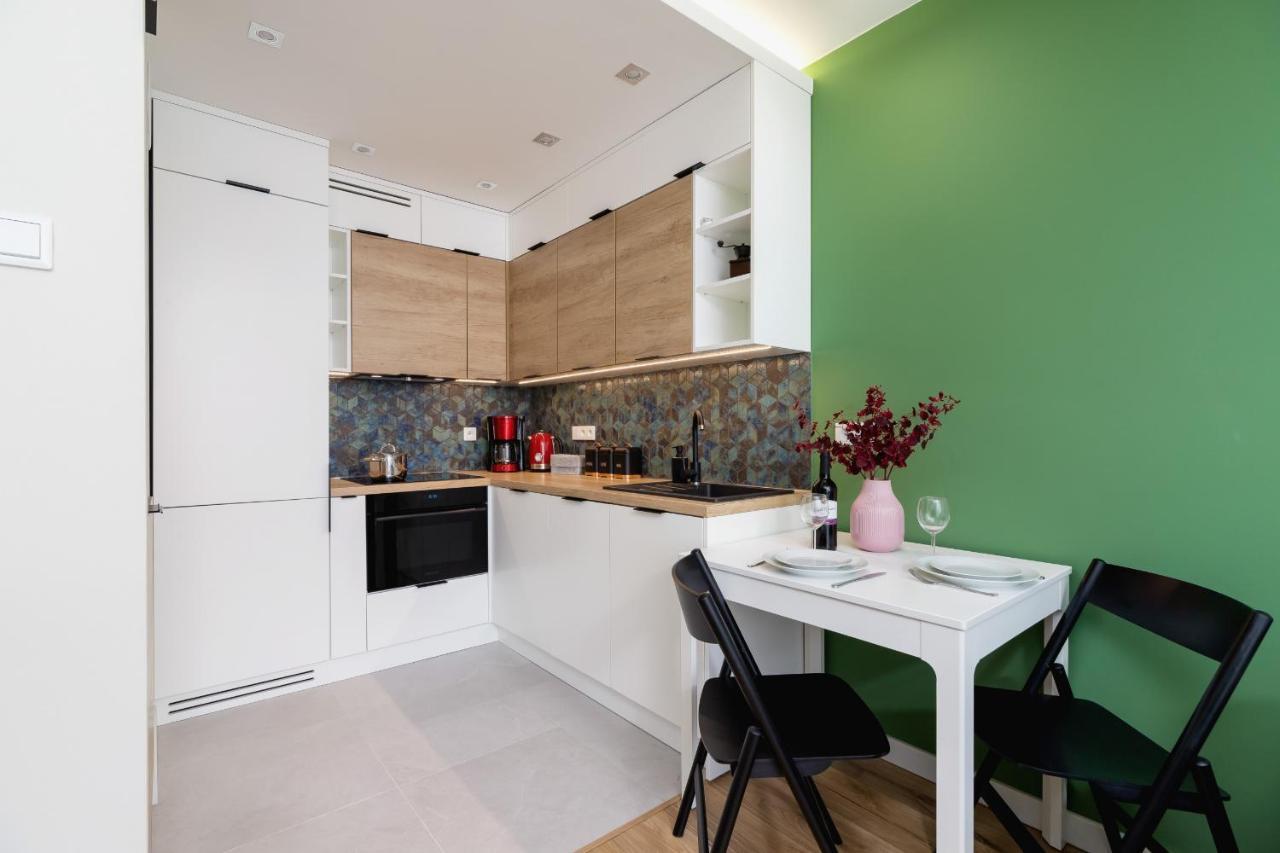 Modern Apartment On Lobzowska Street By Noclegi Renters كراكوفيا المظهر الخارجي الصورة